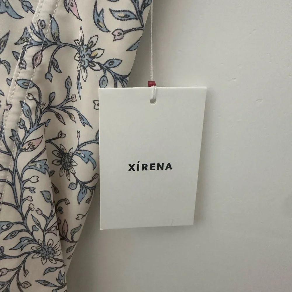 XiRENA Floral Patterned Garment